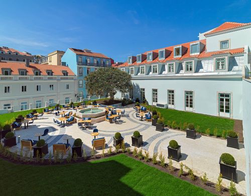 Regal Courtyard With a Lush Green Ambience for Exclusive Alfresco Events