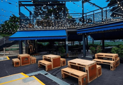 Versatile Event Venue With Vibrant Atmosphere