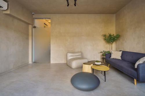 Modern Open-Plan Space With High Ceilings Perfect for Elegant Events