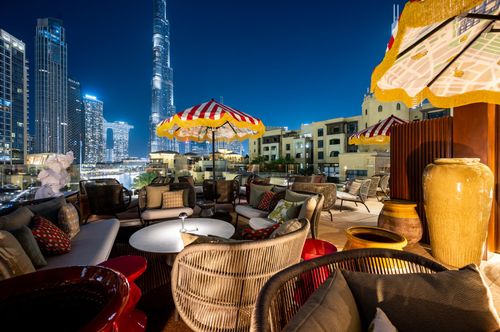 Parisian-Inspired Rooftop Oasis for Stylish Corporate Gatherings