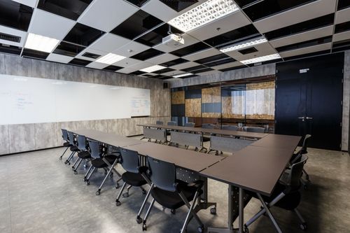 Contemporary Industrial Room for Productive Brainstorming Sessions