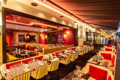 Vibrant Art Deco Venue with Luxe Interiors for High-Profile Corporate Dinners
