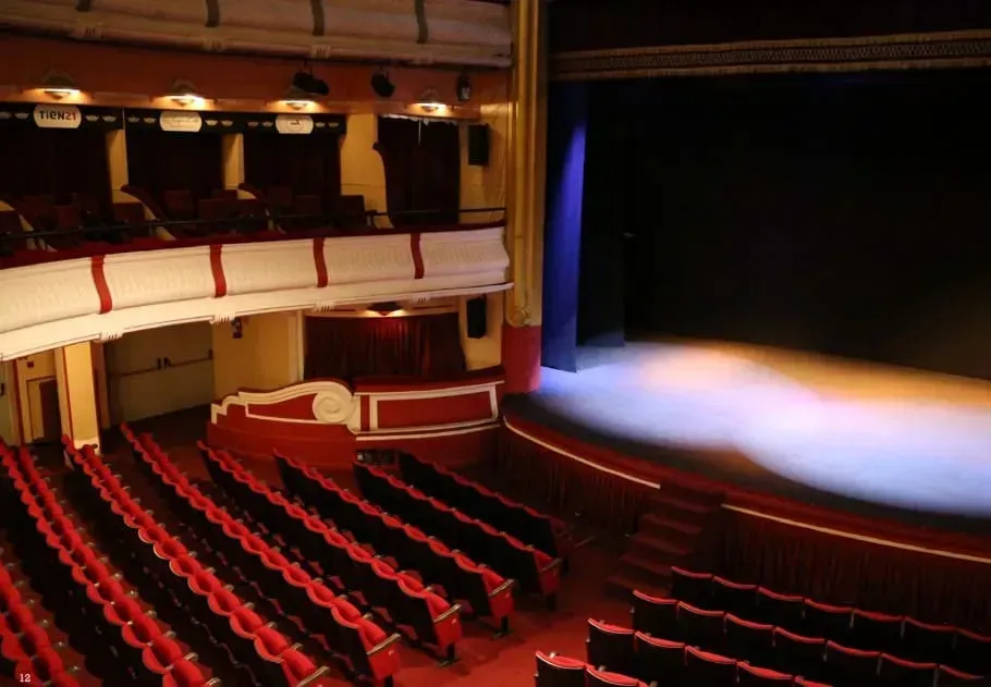 A historic event space in Madrid in an elegant Beaux-Arts design theatre.webp