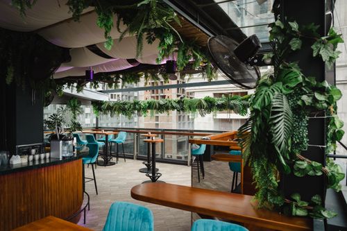 Stylish Rooftop With Skyline Views Perfect for Relaxing and Celebrating