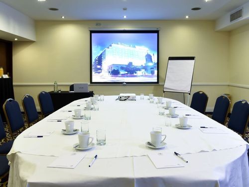Refined Conference Room With Adaptable Layouts for Corporate Events
