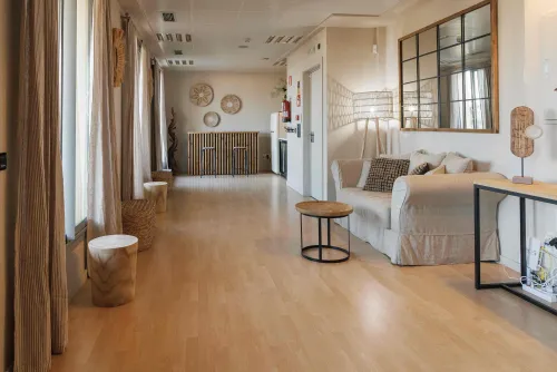 Bohemian-Chic Studio With Kitchenette for Intimate Gatherings