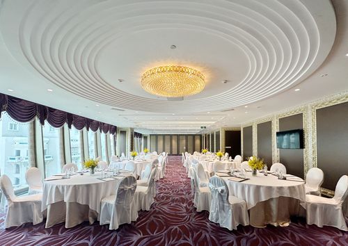 Chic Ballroom With Geometric Details and Luxury Finishes for Versatile Events