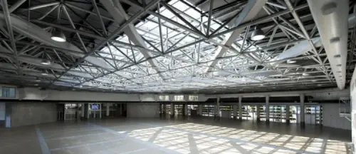 Modern Steel-Frame Dome With Panoramic Sea Views for Grand Trade Shows