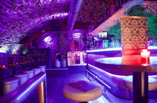 Arched Interior With Stylish Vibes for Gatherings and Celebrations