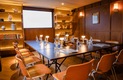 Elegant Boardroom With Bespoke Bronze Bar