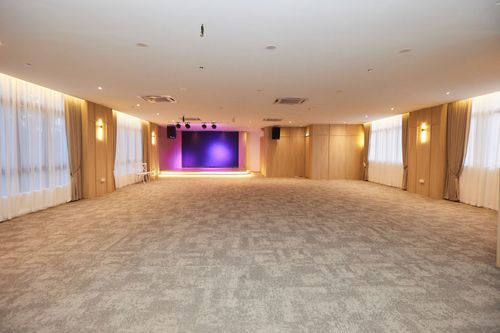 Polished Contemporary Venue for Versatile Corporate and Social Events