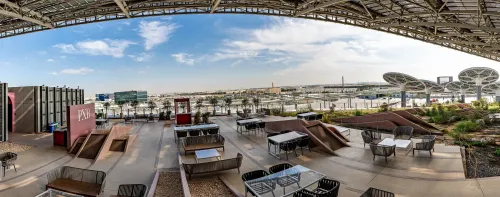 Elegant Rooftop With Stunning Views for High-Profile Industry Mixers
