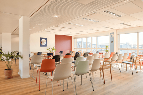 Modern 6th-Floor Event Loft With Montmartre Views for Corporate Gatherings