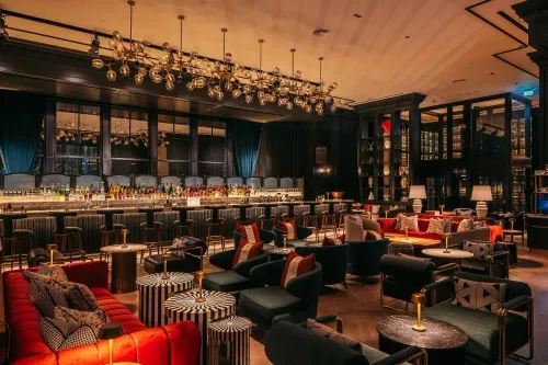 Luxe 70s-Style Venue With Stunning Views for Corporate Soirées