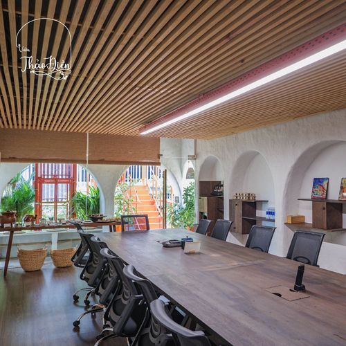 Rustic Mediterranean-Inspired Boardroom for Creative Meetings