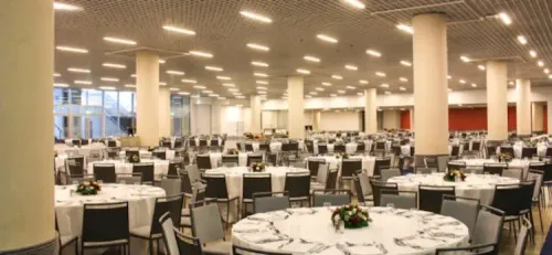 Versatile Contemporary Hall for Large Exhibitions and Grand Showcases