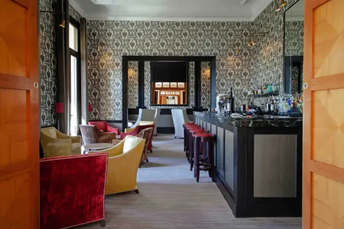 Art Deco Lounge With Garden Terrace for Afterwork Networking Drinks