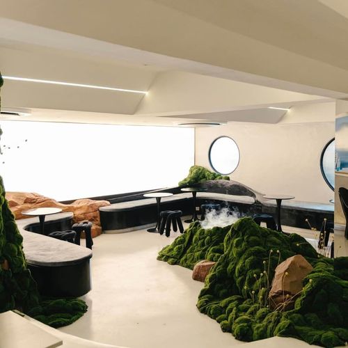 Futuristic Aerospace Design and Martian Aesthetics for Unique Events