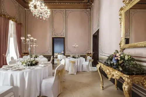 Gilded Baroque-Style Salon With Harbour Views for Elegant Ceremonies