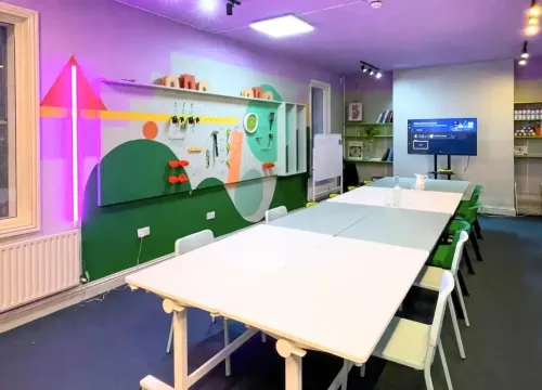 Lavender-Ceiling Studio With Thematic Walls for Workshops and Creative Classes