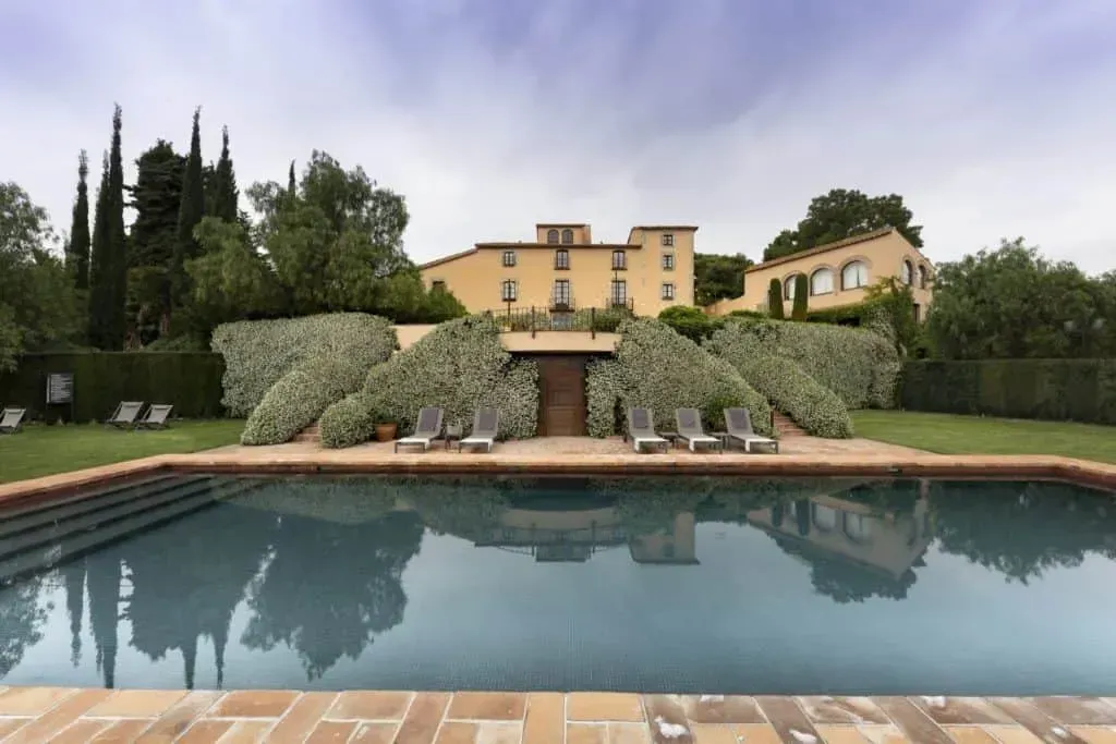 Luxurious and elegant venue in Barcelona with timeless Catalan charm.webp