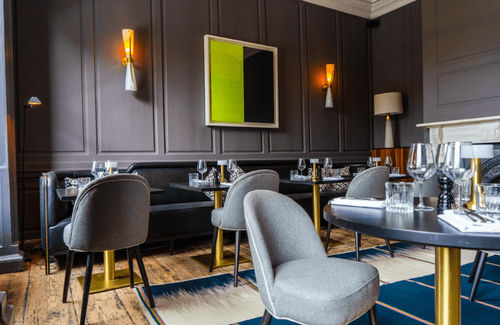 Modern Georgian Room With Historical Charm for Intimate Business Meetings