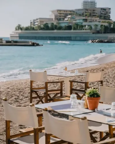 Seaside Venue With Versatile Event Spaces and Live Music for Any Occasion