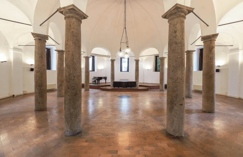 Grand Domed Venue With Stone Pillars and Natural Light for Elegant Gala Dinners and Conferences