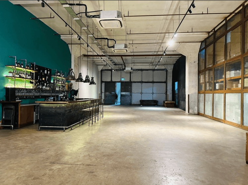 Industrial Chic Space With Flexible Layouts Ideal for All Gatherings