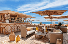 Seaside Lounges in Cannes for High-Profile Networking Receptions