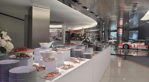 Prestigious Automotive Haven for Exclusive Gala Dinners
