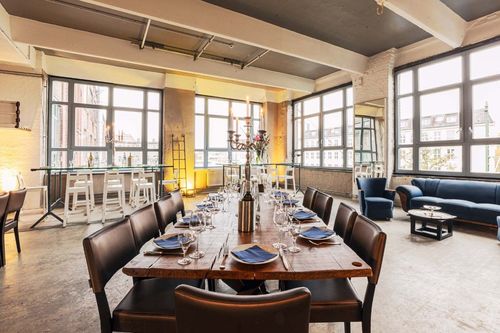 Elegant Loft With Industrial Charm for Creative Corporate Events