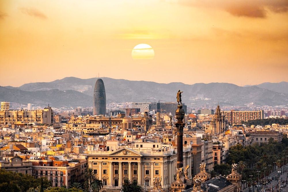 5 Fun Team Building Activities in Barcelona