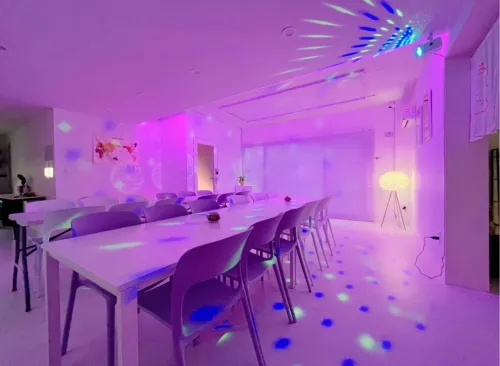 All-White Studio With Led Lighting and Kitchen for Corporate Get-Togethers